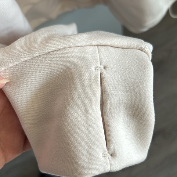 Soft Scuba Half Zip - Picture 5 of 5